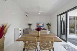 Biệt thự | Phòng ăn