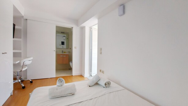 Front of property - A cozy and cute pethouse (Athens)