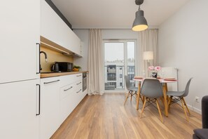 Apartament, 1 dormitori, balcó | Sala d'estar