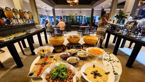 Restaurant - ODYSSEY TOUR TRAVEL  (Brufut)