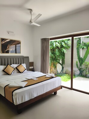 Deluxe Room, Patio, Garden View | In-room safe, soundproofing, iron/ironing board, rollaway beds - The Meadows Varkala (Varkala)