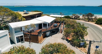 Dolphinview Has Changed - and it is Spectacular - now one of Coffin Bay's Premier Holiday Homes