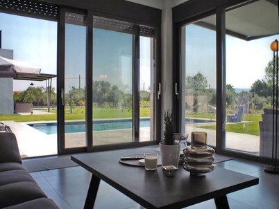 Nostos Luxury Villas in Nafpaktos with private pool & sauna - Villa Calypso