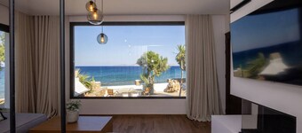 Unforgettable Tinos Beach house III