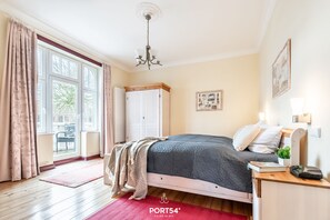 2 makuuhuonetta, vauvan matkasänky, ilmainen Wi-Fi, vuodevaatteet