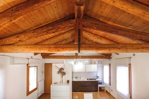 Appartement, 2 slaapkamers, roken | Woonkamer