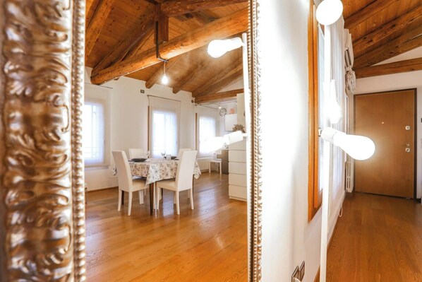 Appartement, 2 slaapkamers, roken | Woonkamer