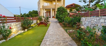 Kelaya Luxury Apartments