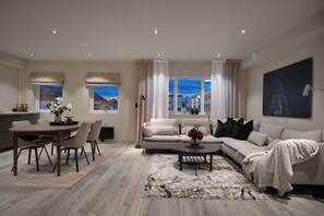 Apartment, 2 Bedrooms, Mountain View