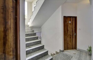 Interior - Hotel Grand (New Delhi)