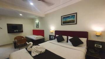 Deluxe Room | In-room safe, desk, free WiFi