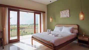 Bàn, truy cập Internet không dây miễn phí, bộ trải giường