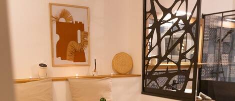 1 habitación, wifi y ropa de cama