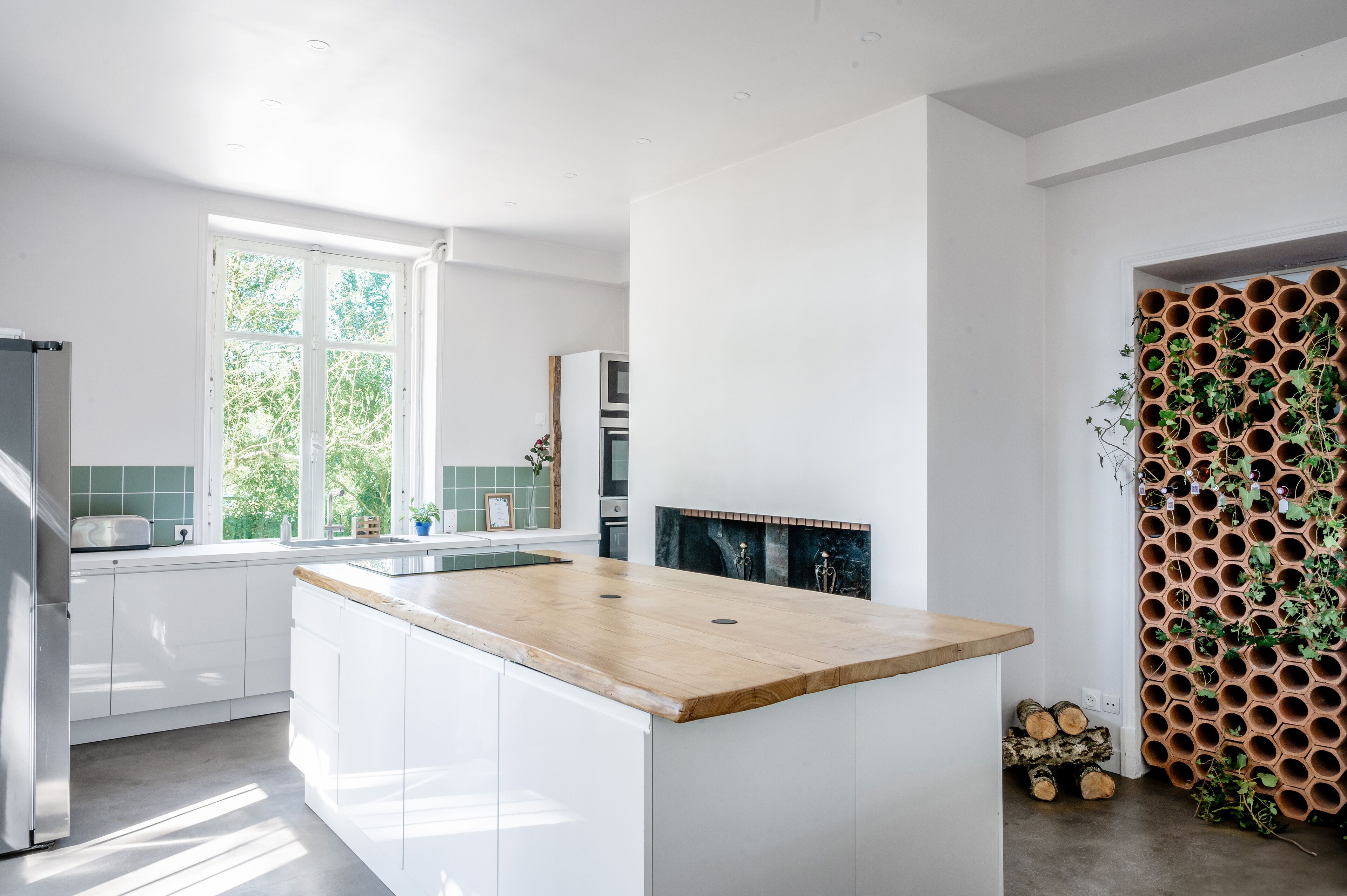 Micro-ondes, four, plaque de cuisson, lave-vaisselle