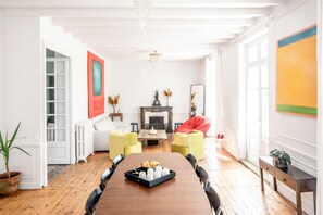 Dining - Le Manoir de la Plume ~ 10' de Nantes (Saint-Sébastien-sur-Loire)