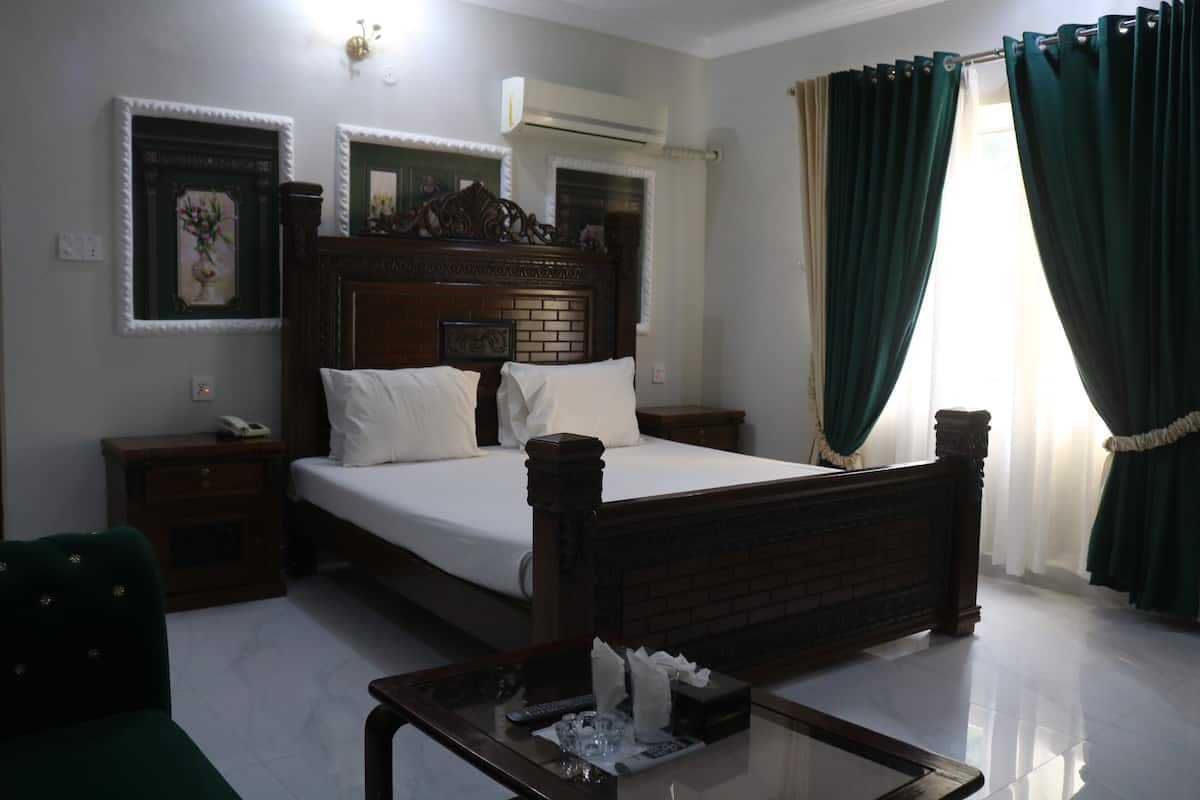 Deluxe Room | 1 bedroom, free WiFi