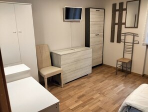 アイロン / アイロン台、WiFi、ベッドシーツ