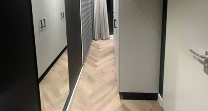 Exclusive Waterside Retreat: Indulge in Luxury on our Zeewolde Houseboat