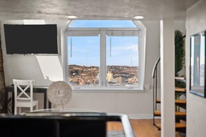 Interior - Skyline at Your Door - Studio with a View (Pittsburgh)
