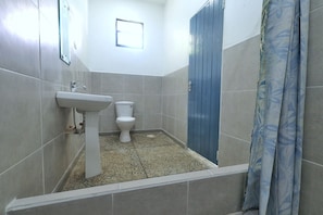 Apartment | Bathroom