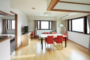 1 bedroom, down comforters, desk, free WiFi - Tokyu Vacations Kyoto (Kyoto)