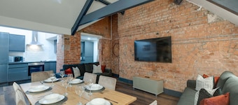 Harrisons Aparthotel