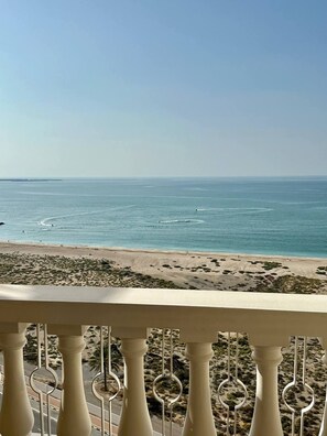 Beach/ocean view - Wonderful 1bed With Beach View at Ras Al Khaimah (Ras Al Khaimah)