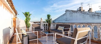 Casa Grande , Piscina y Garaje