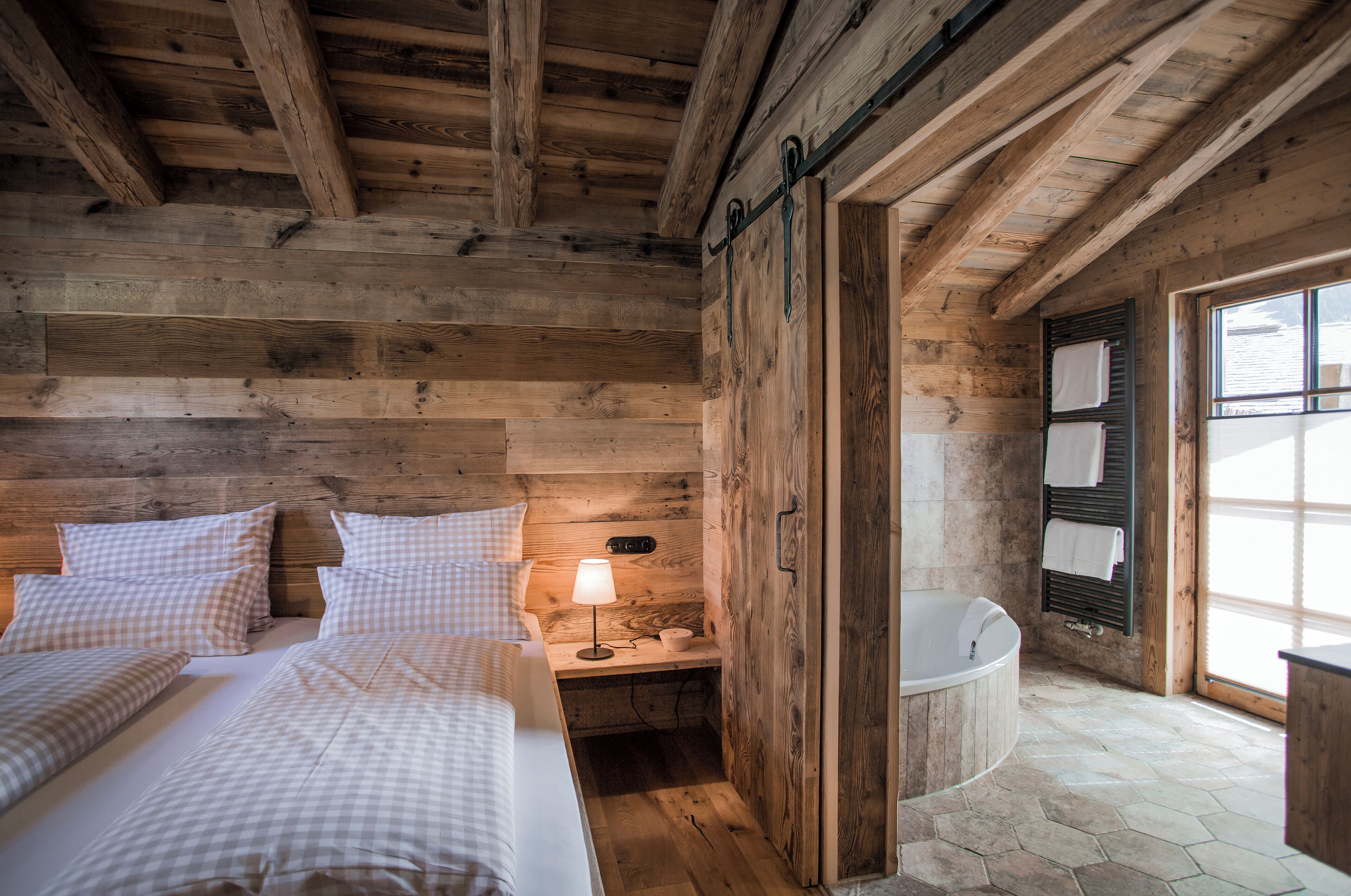 Romantik SPA Chalet | Hypo-allergenic bedding, free minibar, in-room safe, free WiFi