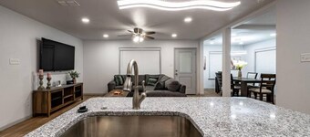 Away From Home Retreat - 3BR 2BA - NW Lubbock