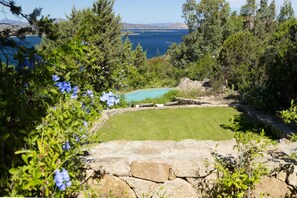 Property grounds - VILLA LILIUM (Punta Molara)