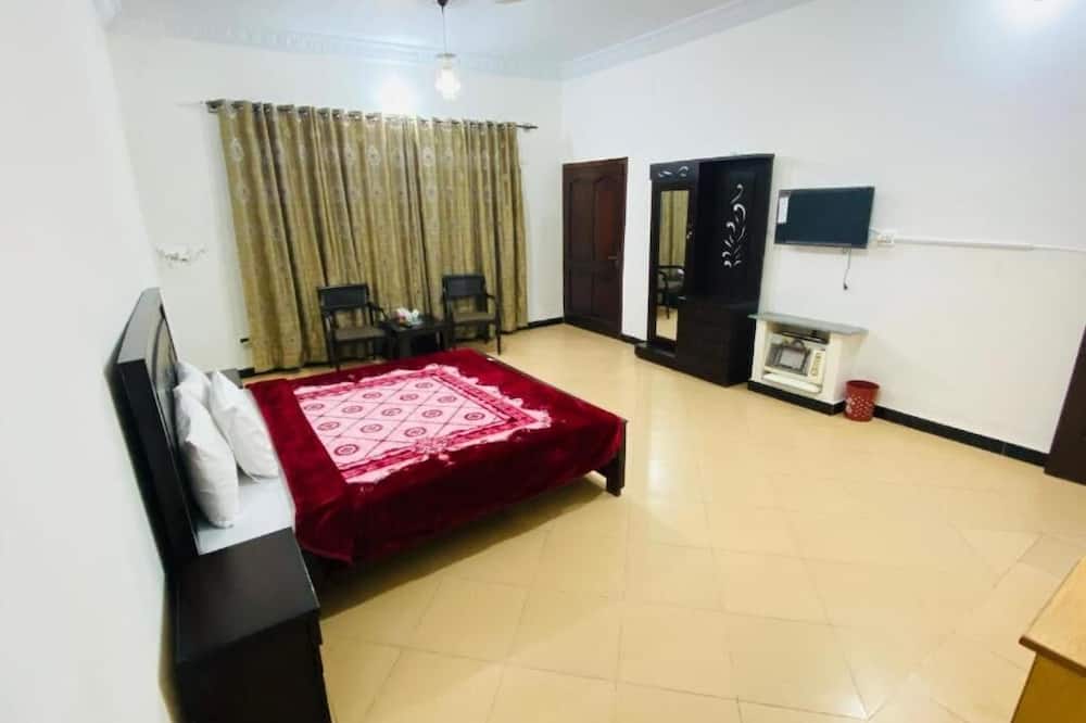 Lux Lounge Guest House