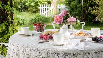 Ilmainen päivittäinen täysi aamiainen