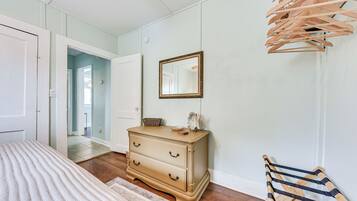 House (2 Bedrooms) | Bahagian dalam