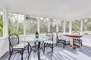 Casa (2 Bedrooms) | Interior