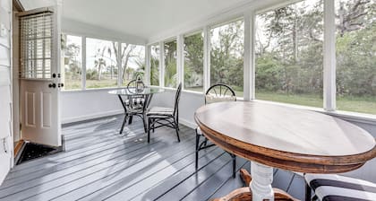 Dtwn St Marys Home Near Waterfront: Pets Welcome!