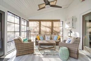 Front of property - Walk/bike to Shore! Bethany Beach Haven w/ Pool (Bethany Beach)