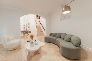 Villa, 5 soverom, tilgjengelighetstilpasset, røyk | Oppholdsområde