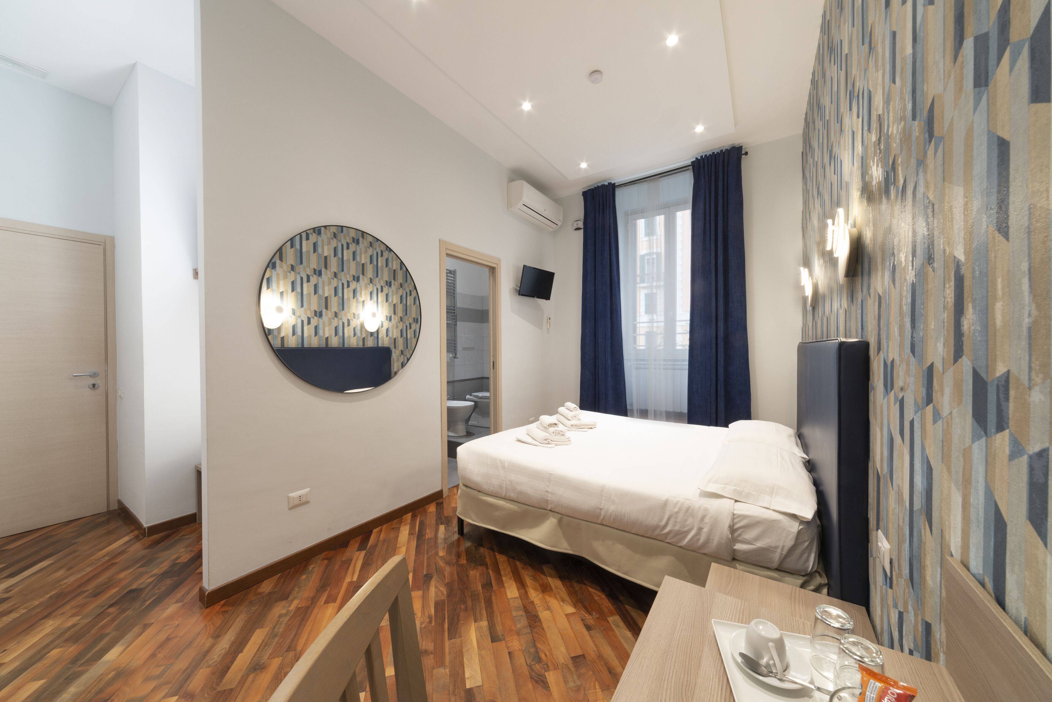 6 camere, ferro/asse da stiro, Wi-Fi, lenzuola