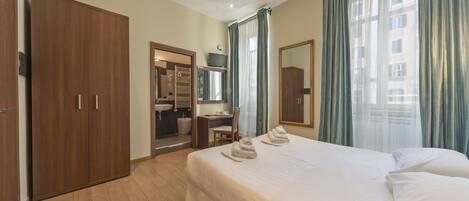 6 Schlafzimmer, Bügeleisen/Bügelbrett, WLAN, Bettwäsche