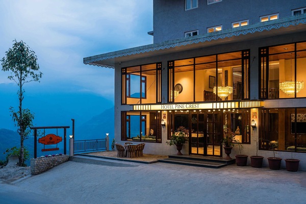 Mặt tiền nơi lưu trú