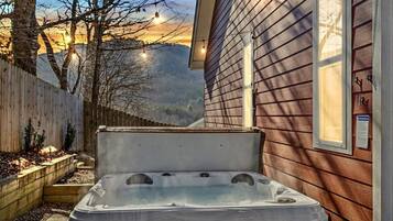 Bain à remous extérieur