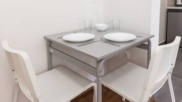 Apartment | In-room dining