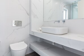 Apartment | Bathroom - Stylish New Paradise for 2 in Marousi (Marousi)