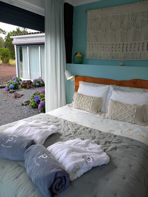 Deluxe Villa | Soundproofing, iron/ironing board, free WiFi, bed sheets - Pico Terrace (Madalena)