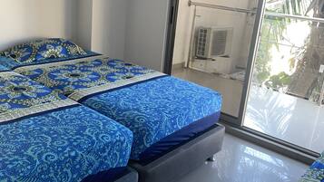 3 Schlafzimmer, BĂŒgeleisen/BĂŒgelbrett, WLAN, BettwĂ€sche