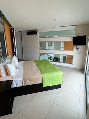 Luxury Penthouse | In-room safe, free WiFi, bed sheets - Hotel Torres Eugenia  (Coatzacoalcos)