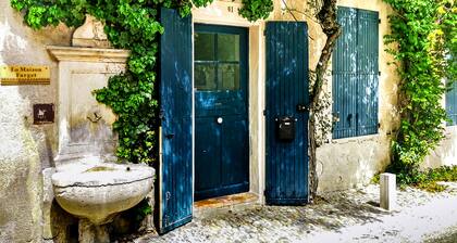 Le Mas de Saint Antoine, charming house with swimming pool, Isle sur la Sorgue.