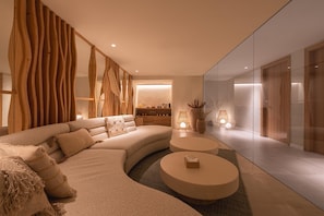 ห้องทรีทเมนท์สำหรับคู่รัก, ซาวน่า, ทรีทเมนท์ดูแลผิว, อโรมาเธอราพี