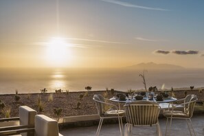 Signature Villa Sea View Private Pool | Terrace/patio
